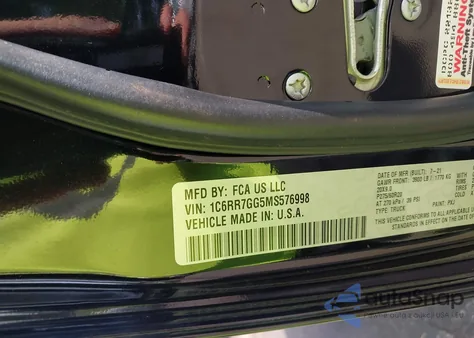 2021 Ram 1500 Classic Warlock 4X4 6'4 Box из США, поврежденный, VIN 1C6RR7GG5MS576998